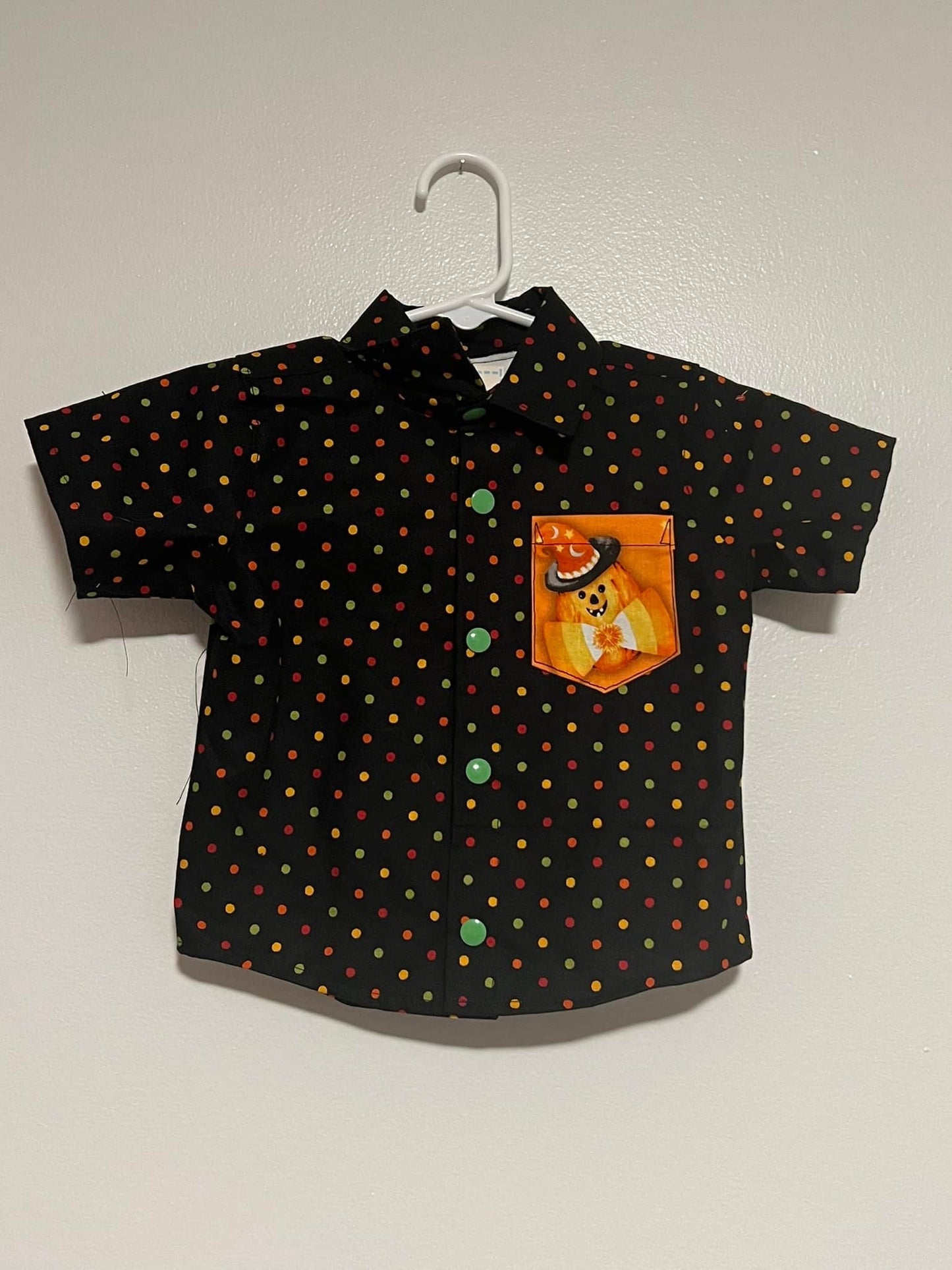 12m shirt (Halloween polka dots)