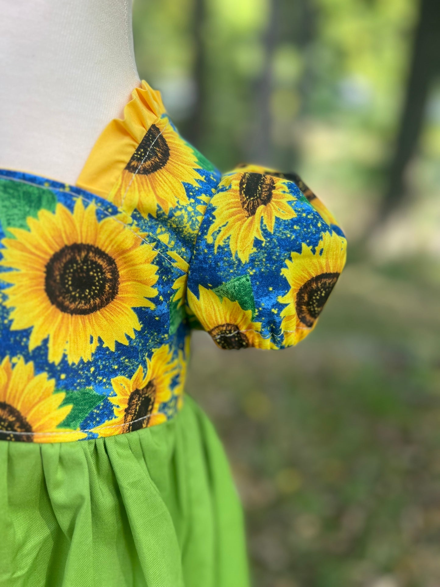 Sunflower Dress 18m, 3T