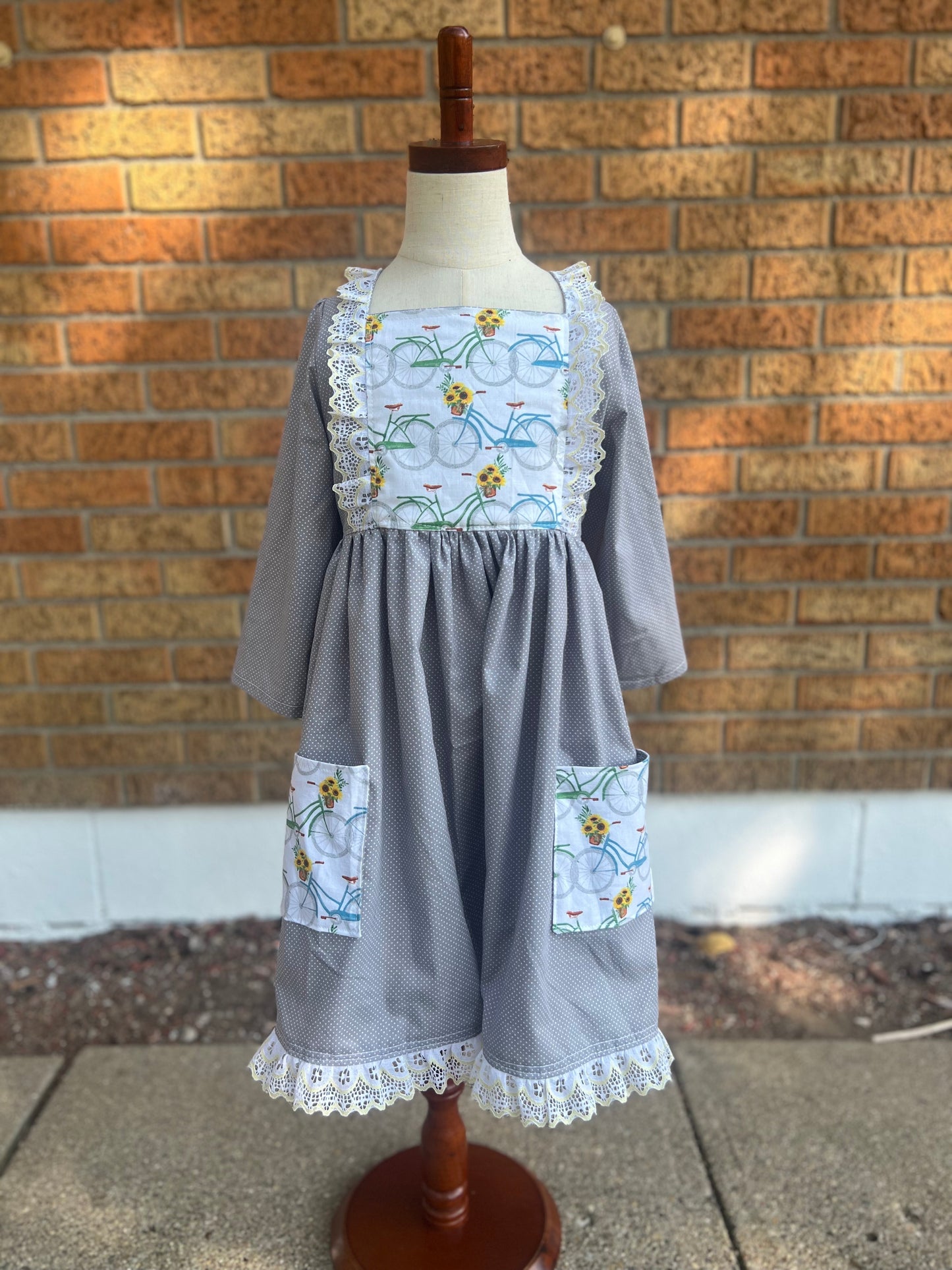 Sunflower Dress 8Y